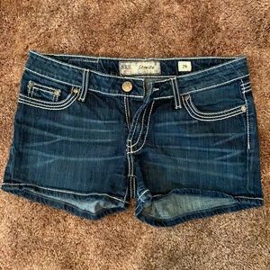 BKE women’s shorts